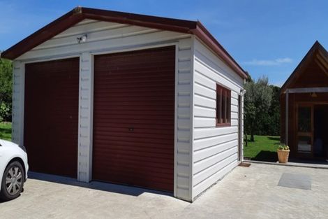 Photo of property in 31 Todds Road, Martinborough, 5711