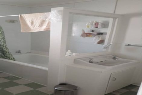 Photo of property in 39 Cromwell Street, Mount Eden, Auckland, 1024