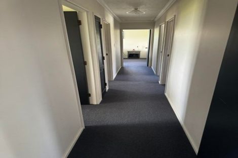 Photo of property in 13 Course Lane, Sanson, 4817