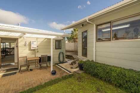 Photo of property in 5 Rimu Street, Whitianga, 3510