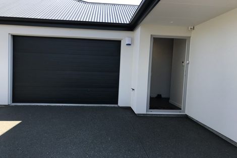 Photo of property in 2/36 Shirley Road, Richmond, Christchurch, 8013