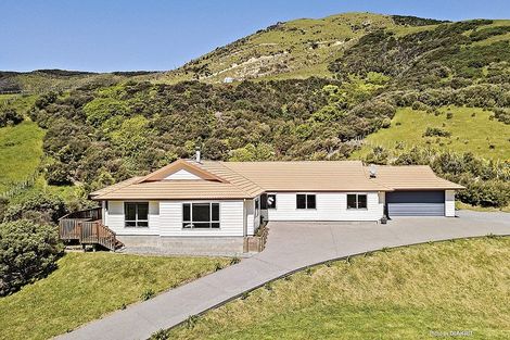 Photo of property in 499 South Makara Road, Makara, Karori, 6972