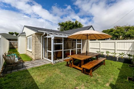 Photo of property in 31 Barrett Street, Westown, New Plymouth, 4310