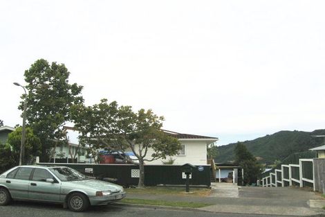 Photo of property in 31 Aniseed Grove, Timberlea, Upper Hutt, 5018