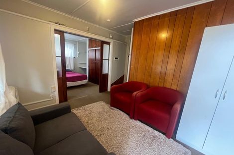 Photo of property in 150 Avondale Road, Avondale, Auckland, 1026