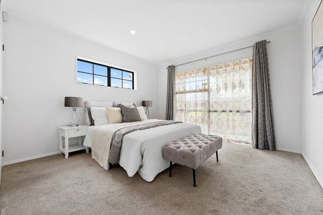 Photo of property in 206 Whitford Road, Shamrock Park, Auckland, 2016