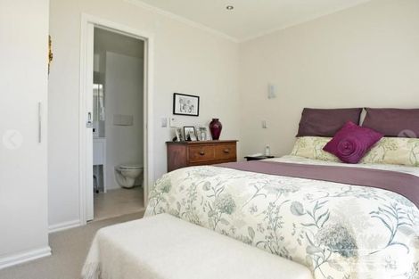 Photo of property in Sanctum Apartment, 10 Ebor Street, Te Aro, Wellington, 6011