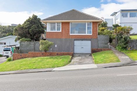 Photo of property in 101 Dowse Drive, Maungaraki, Lower Hutt, 5010