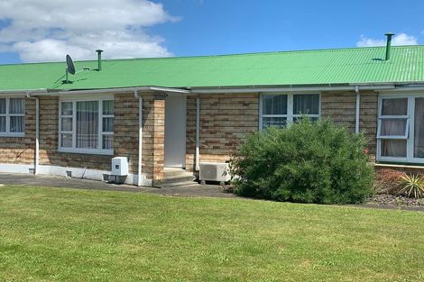 Photo of property in 4/576 Queen Street East, Levin, 5510