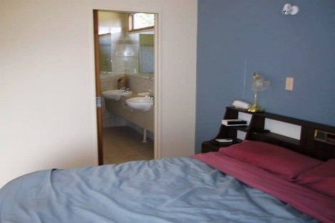 Photo of property in 22 Sutherland Road, Omarama, 9412