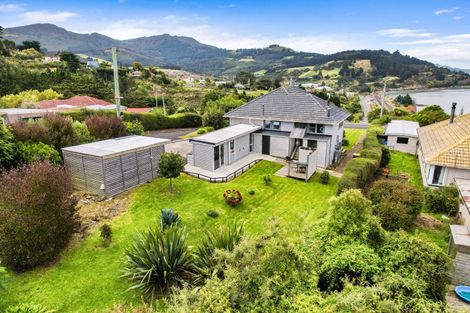 Photo of property in 10 District Road, Roseneath, Port Chalmers, 9023