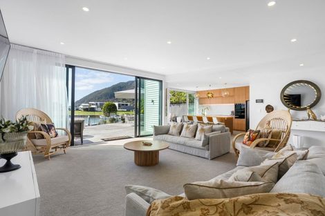 Photo of property in 124 Motu Hei, Pauanui, Hikuai, 3579