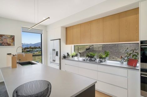 Photo of property in 14 Tuke Lane, Wanaka, 9305