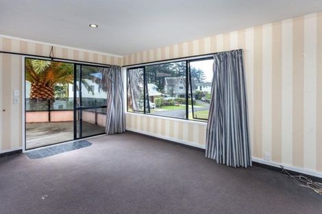 Photo of property in 114 Chevron Crescent, Whangamata, 3620