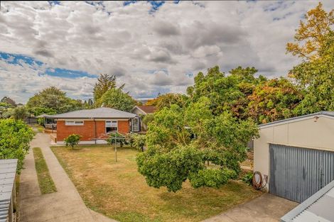 Photo of property in 18 Hill Crescent, Papakura, 2110