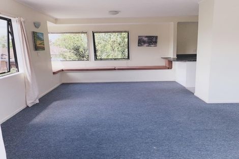 Photo of property in 2/10 Belmont Terrace, Milford, Auckland, 0620