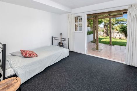 Photo of property in 80 Alexander Street, Cockle Bay, Auckland, 2014