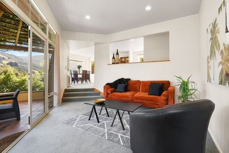 Photo of property in 8 Ribbonwood Close, Normanby, Dunedin, 9010