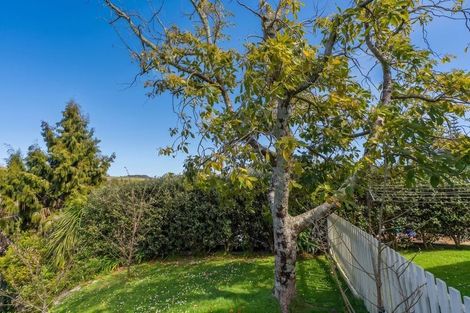 Photo of property in 4 Ocean Beach Road, Tairua, 3508