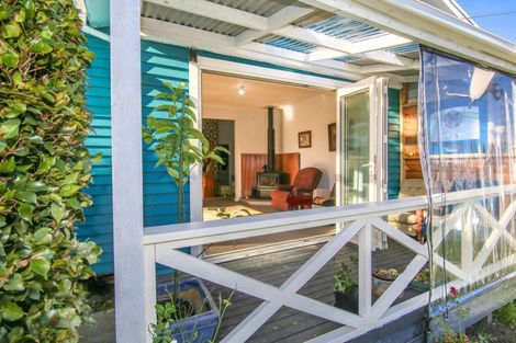 Photo of property in 2 Curtis Street, Hector, 7822