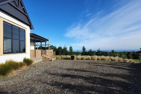 Photo of property in 582 Upper Pitone Road, Pitone, New Plymouth, 4374