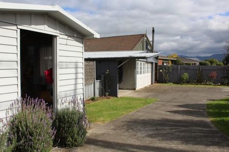 Photo of property in 25 Ruahine Street, Dannevirke, 4930