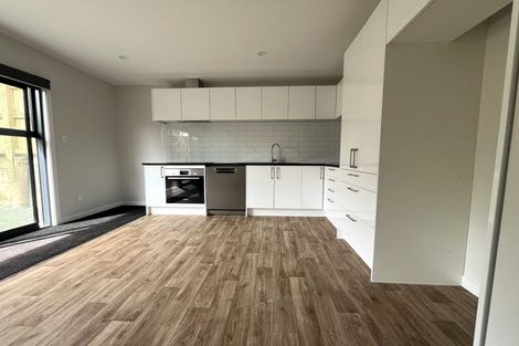 Photo of property in 49 Taylor Terrace, Tawa, Wellington, 5028