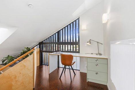 Photo of property in 17a Fife Lane, Miramar, Wellington, 6022