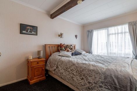 Photo of property in 23 Chilton Grove, Hokowhitu, Palmerston North, 4410