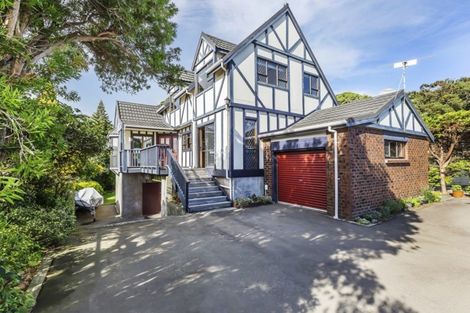 Photo of property in 196 Saint Andrews Road, Plimmerton, Porirua, 5026