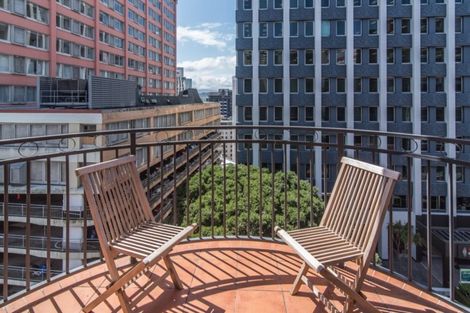 Photo of property in Atrium Towers, 6b/154 The Terrace, Wellington Central, Wellington, 6011