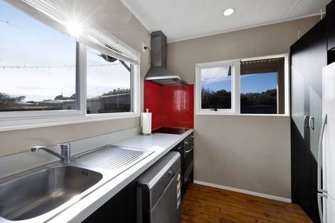 Photo of property in 6 Pacey Avenue, Hawera, 4610