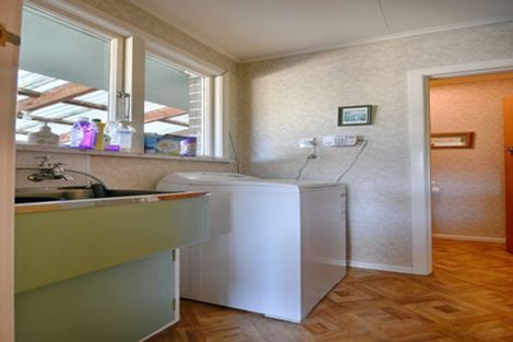 Photo of property in 14 Frank Street, Gore, 9710