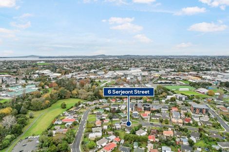 Photo of property in 6 Serjeant Street, Henderson, Auckland, 0612