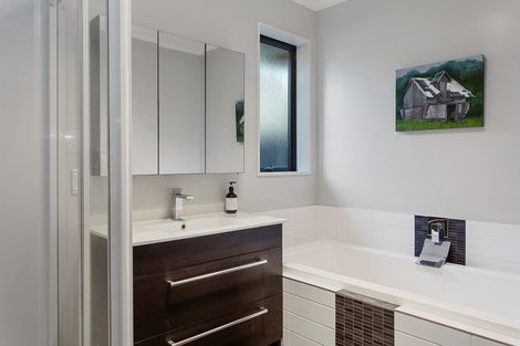 Photo of property in 17 Eyrewell Road, Pegasus, 7612