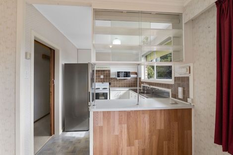 Photo of property in 2/4 Severn Place, Spotswood, New Plymouth, 4310