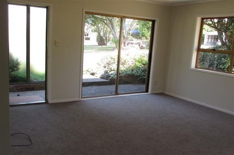 Photo of property in 1/35a Coniston Avenue, Te Atatu South, Auckland, 0610