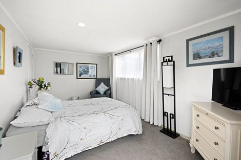 Photo of property in 20 Jasmine Avenue, Dinsdale, Hamilton, 3204