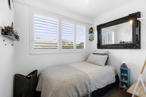 Photo of property in 59 Pasadena Crescent, Totara Park, Upper Hutt, 5018