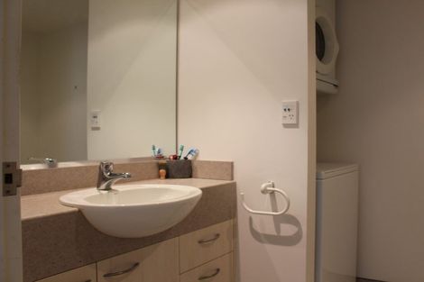 Photo of property in St Peters Apartments, 3a/192 Willis Street, Te Aro, Wellington, 6011