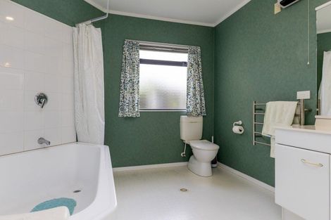 Photo of property in 14 Ngamotu Road, Taupo, 3330