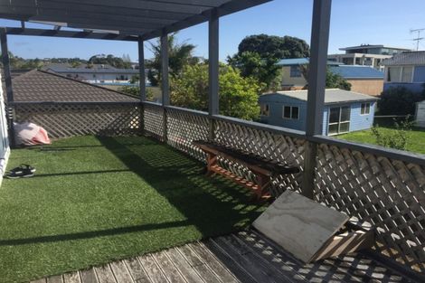 Photo of property in 27a Alice Avenue, Orewa, 0931