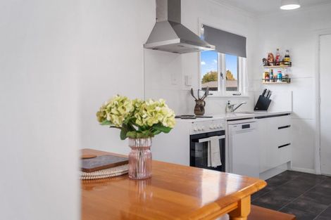 Photo of property in 24 Konene Street, Utuhina, Rotorua, 3015