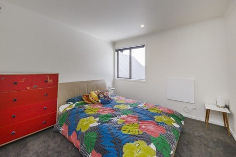 Photo of property in 2 Huata Place, West End, Palmerston North, 4412