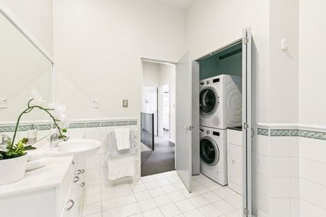 Photo of property in Mendosa Terraces Apartments, 31/9 Ebor Street, Te Aro, Wellington, 6011