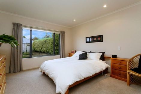 Photo of property in 32 Balmoral Drive, Hilltop, Taupo, 3330