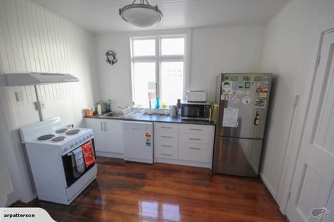 Photo of property in 5 Brown Street, Mount Cook, Wellington, 6021