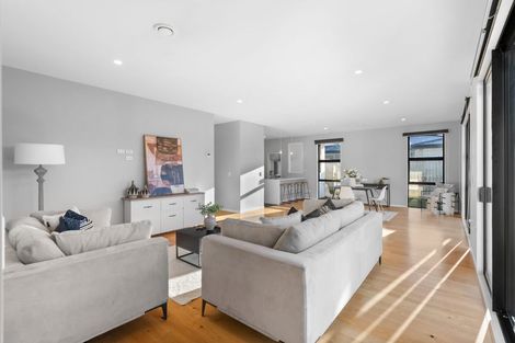 Photo of property in 5 Bargrove Close, Halswell, Christchurch, 8025