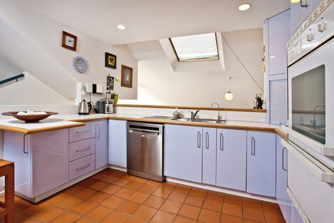 Photo of property in 154 Chelsea View Drive, Chatswood, Auckland, 0626