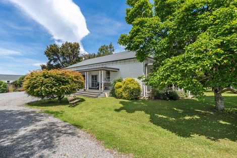 Photo of property in 2566 State Highway 2, Ahikouka, Greytown, 5794